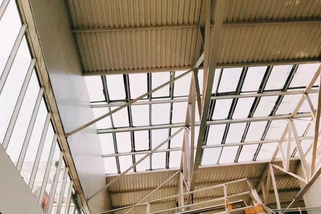 【行业案例】别慌!金属屋面渗漏也能拯救,化腐朽为神奇(图1) 【行业案例】别慌!金属屋面渗漏也能拯救,化腐朽为神奇(图1)