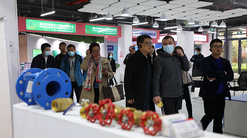 【走进杭萧】媒体探秘“碳中和”“碳达峰”实现路径中的“钢结构贡献(图2) 【走进杭萧】媒体探秘“碳中和”“碳达峰”实现路径中的“钢结构贡献(图2)