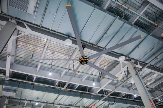 钢构企业有救了!夏季这款神器,让首钢、上汽、永大、大众等多家名企都叫好!(图3) 钢构企业有救了!夏季这款神器,让首钢、上汽、永大、大众等多家名企都叫好!(图3)